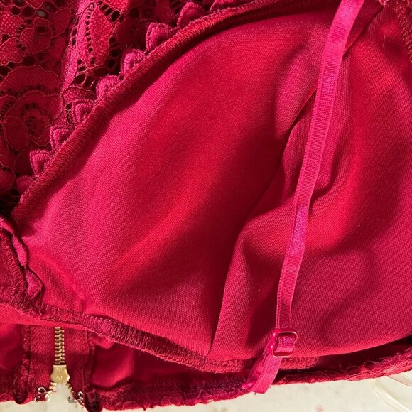 Papermoon Deep Red Lace Stretch Crop Babydoll Camisole Built In Bra‎ Size Large - Picture 8 of 8